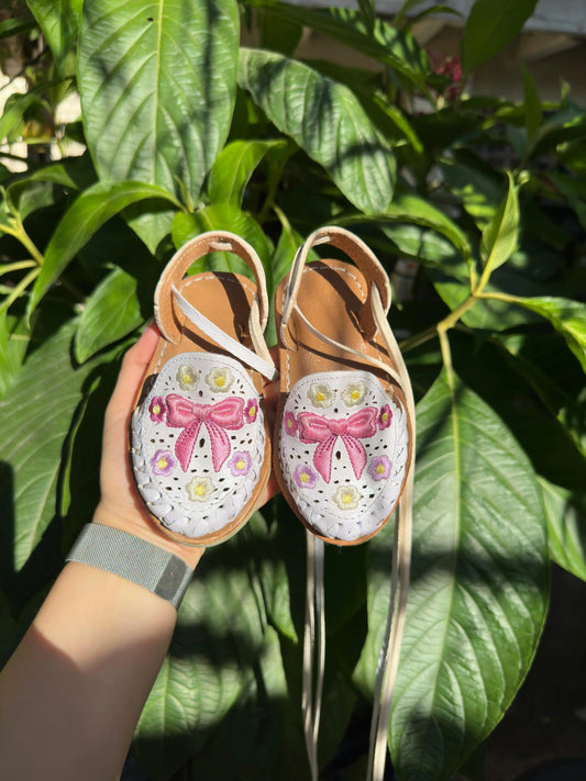 Damenschuhe – Schnürschuhe
