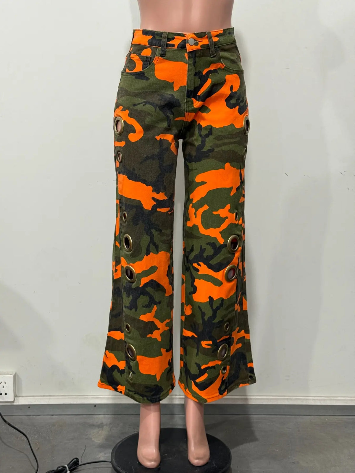 8782 2026 New Summer Camouflage Women Pants, Loose-Fitting Straight Leg, Mid Waist, Zipper Fly, Casual Style, All Seasons