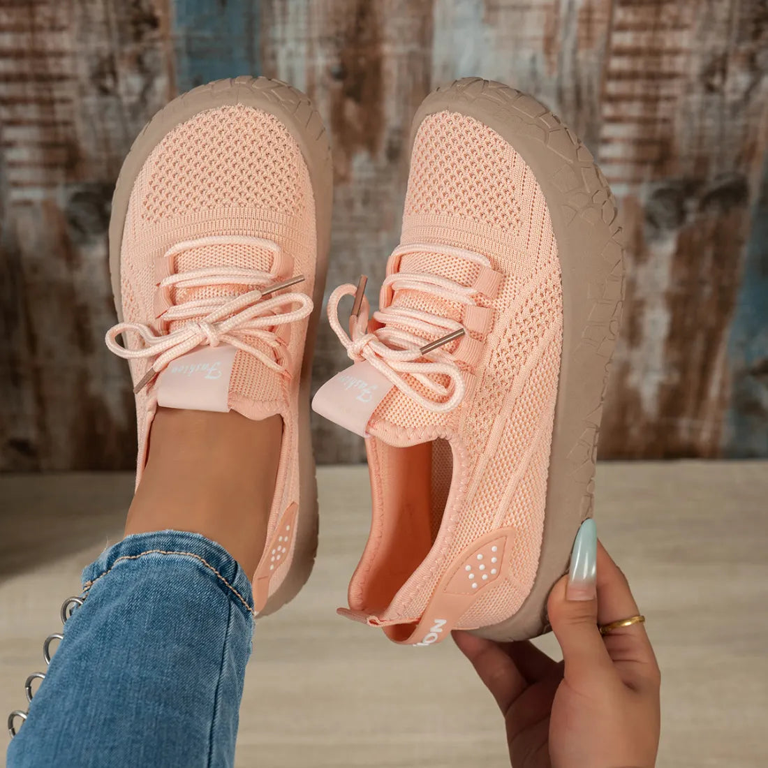 Women's breathable slip-on orthotic walking sneakers