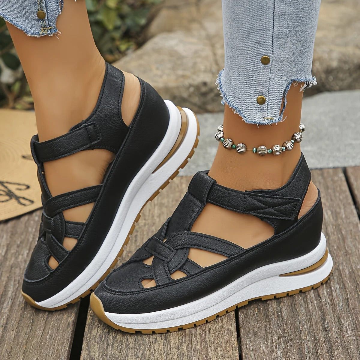 Orthopädische Plateau-Sandalen – Schmerzfrei gehen & sofort größer wirken