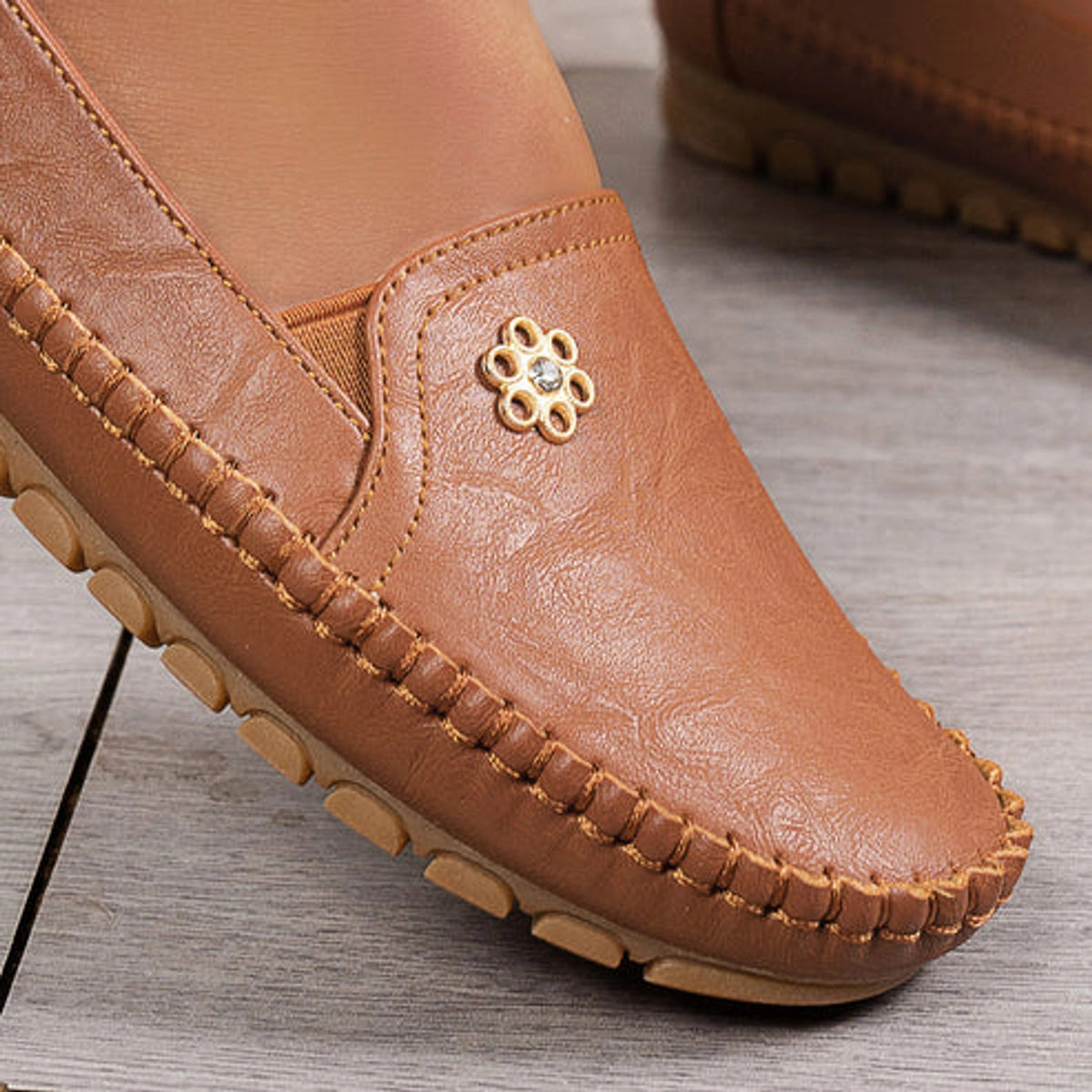 🔥Best Seller-Last Day Sale 60% OFF🔥 Orthopedic leather shoes, Lightweight, Anti-Slip, Breathable for Women